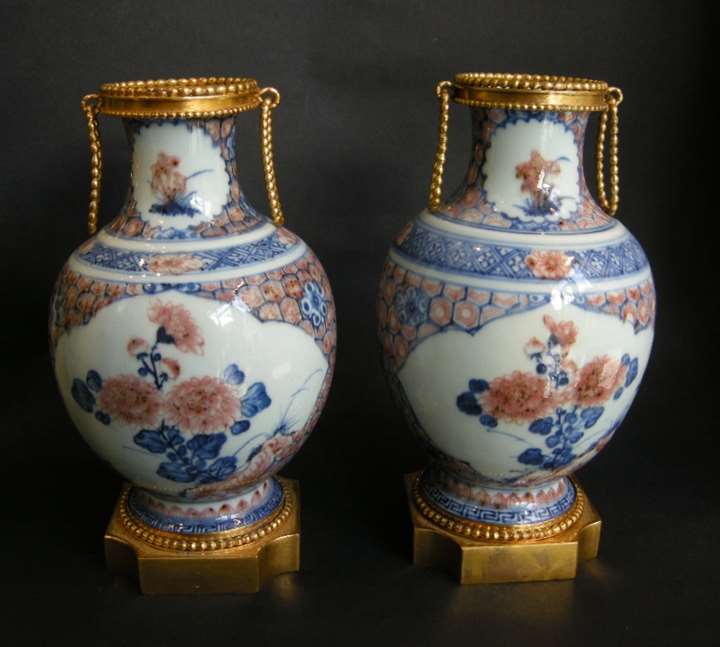 Pair porcelain vases decorated in underglaze blue and copper red